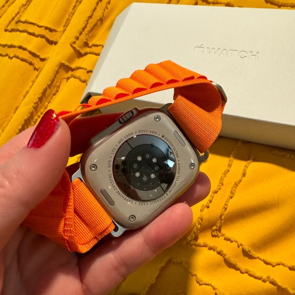 Genuine Apple Watch Ultra GPS + Cellular w/ Box, Charging Cable Excellent! - Picture 4 of 7